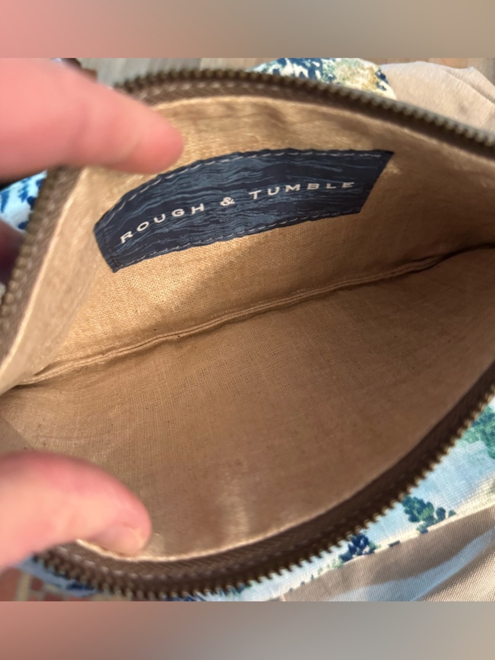 Rough & Tumble Clutch in Storm. Zinc-laquered linen with older style blue label - Picture 2 of 9